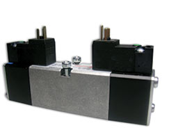 V45A622D-C313A V45 Series, 5/3 (APB) valve, sol/sol (24Vdc) with connector
